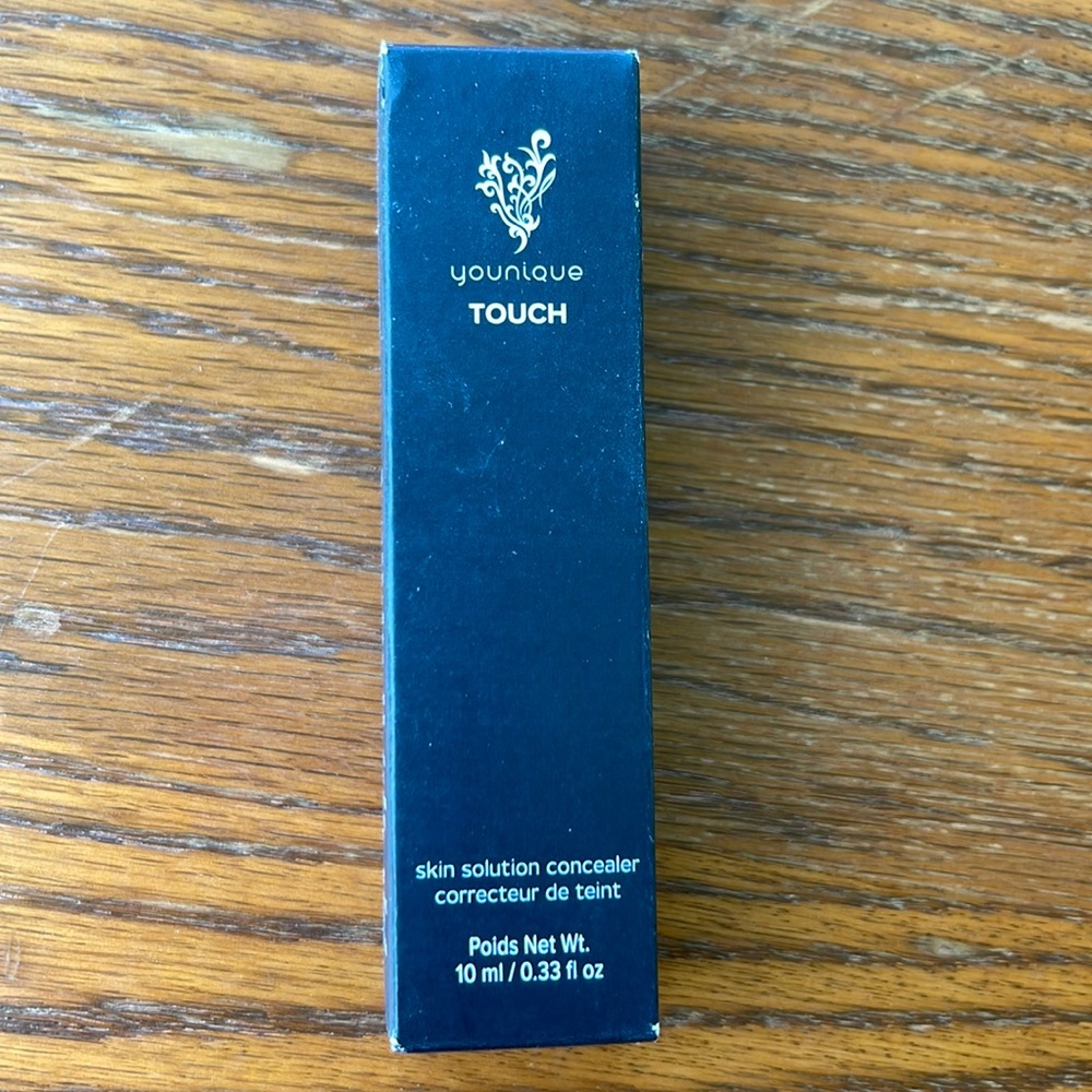 Younique Concealer